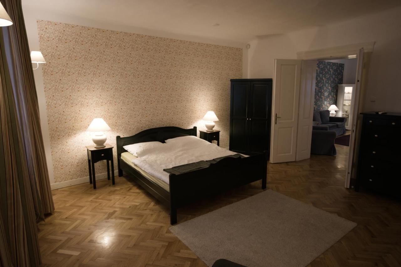 Ister Guesthouse Esztergom Luaran gambar