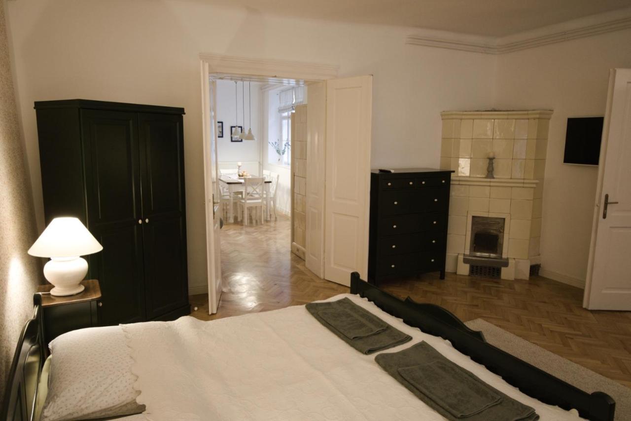 Ister Guesthouse Esztergom Luaran gambar